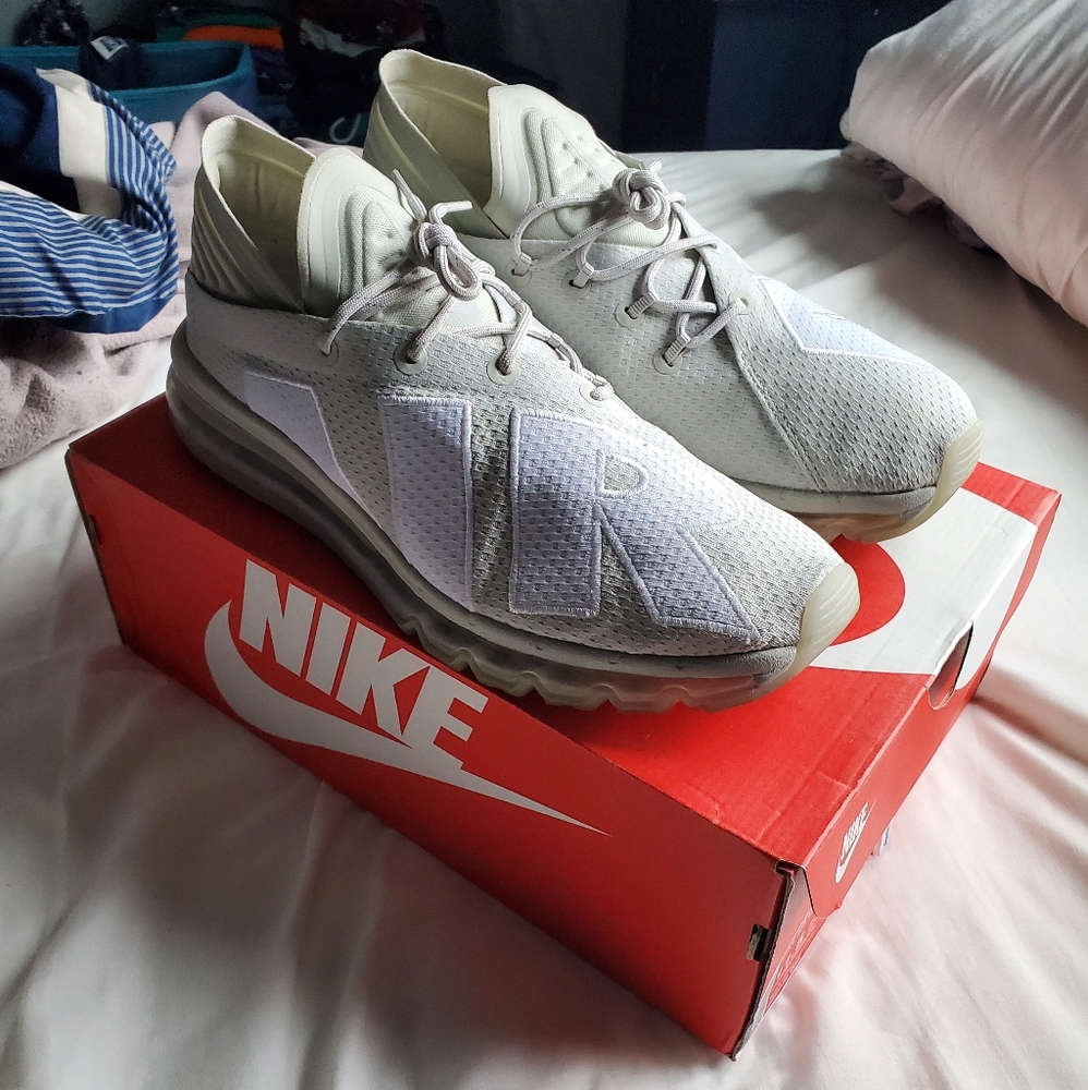 Nike Air Max Flair